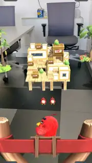 Angry Birds AR: Isle of Pigs скриншот 1